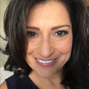 Meet your Posher, Cyndi